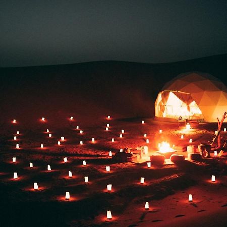 ホテル Desert Luxury Camp Morocco メルズーガ エクステリア 写真